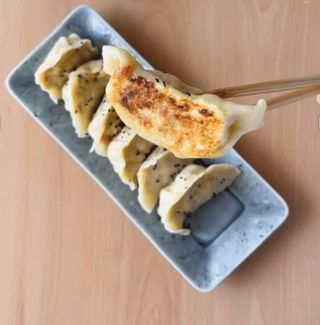 83 Gyoza De Pollo (4 Uds.)