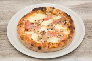 Pizza Capriciossa 32cm