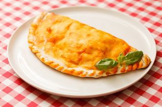 Pizza CALZONE BOLOGNESE