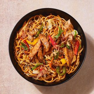 Yakisoba con Pollo
