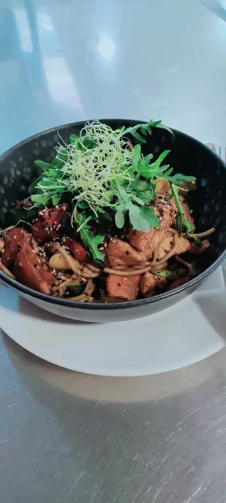 Wok De Pollo