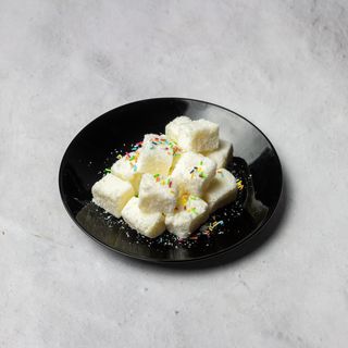 Mlečne Kocke Sa Kokosom
