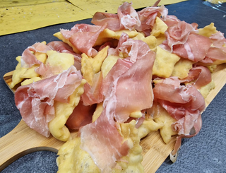 Chiacchiere con Crudo