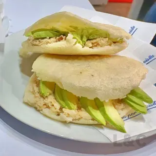 arepa de jamón y queso