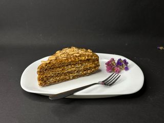 Вафельний торт (100г)