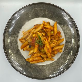 Penne sa povrćem u sosu od paradajza 480gr