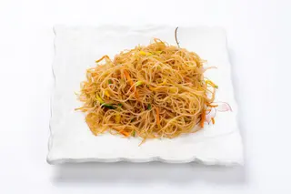 103 Spaghetti di riso con verdure
