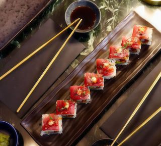 Uramaki De Atún Rojo Balfegó Completo (8 Uds.)