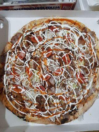pizza famiglia kebab