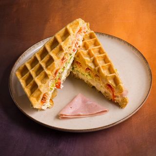 Club Waffle sa šunkom