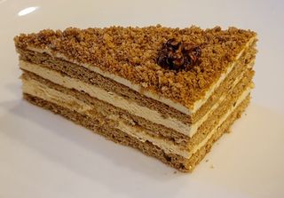 Honey cake