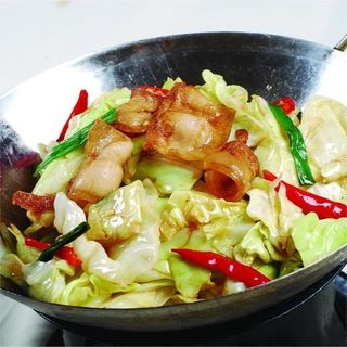 180. Verza piccante con carne alla pentola 干锅包菜