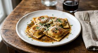Ravioli con carne al vapore - 4 pezzi