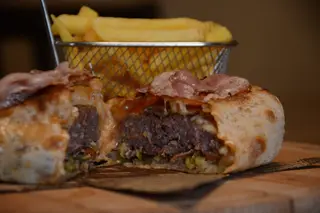 PizzaBurgerBBQ
