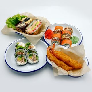 Sushi burger box 2