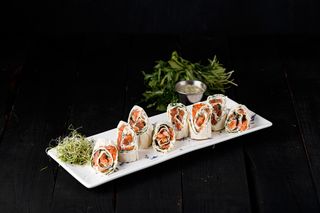 Рулет з сьомгою 230г