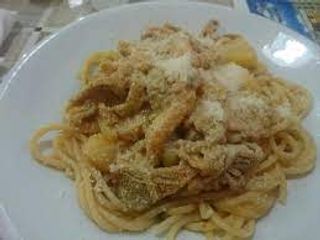 Spaghetti con trippa e patate