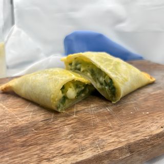 Empanada De Espinaca, setas y trufa (Veganas)
