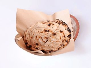 Лача Парата