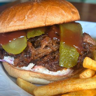 Texas Noa sendvič + Coca-Cola 0.33l