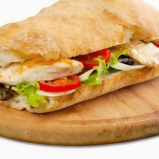 Bocadillo De Pechuga Completo