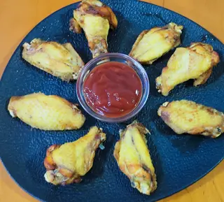 Alitas De Pollo Adobada (8 Uds.)