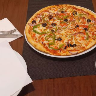 NEW Pizza Kebab  CON  TODO” 32cm