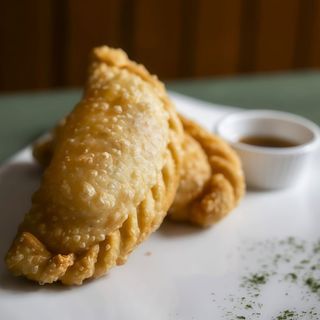 Empanada Casera Jamón York Y Queso