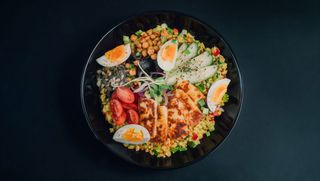 Grillowane Halloumi z Tabbouleh