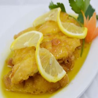 44 - Pollo con salsa de limón