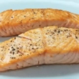 Lomos De Salmón A La Plancha