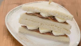 Tramezzino alici e mozzarella