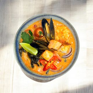 Том Ям з морепродуктами (450г)