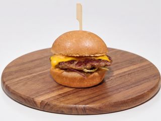 Classic single burger