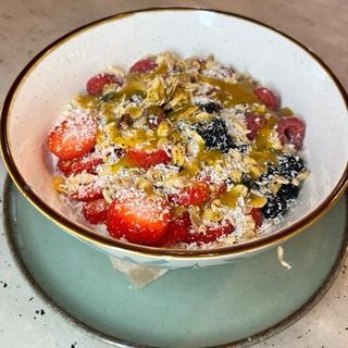 Bowl de yogur vegetal de coco