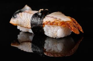 Нігірі з вугрем (35г)