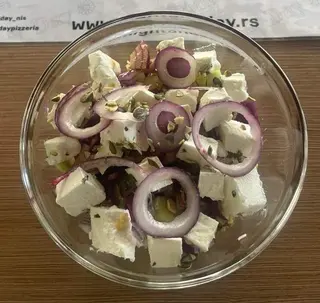 Vegetariana salata