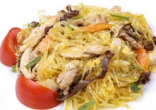 Локшина WOK з куркою (400г)