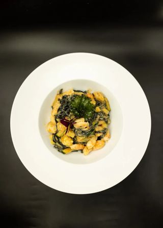 Tagliatelle negre cu creveti