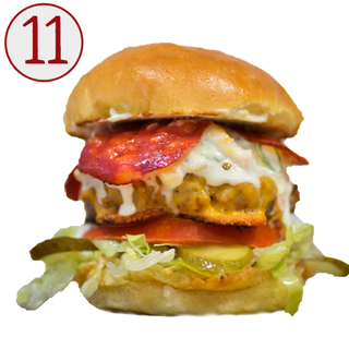 Бургер Beef Zekere + пържени картофки (400г)