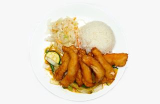 Kurczak w cieście w sosie żółtym curry zestaw