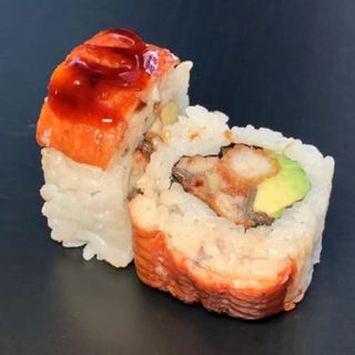 121.Unagi Uramaki (8 Pzs.)