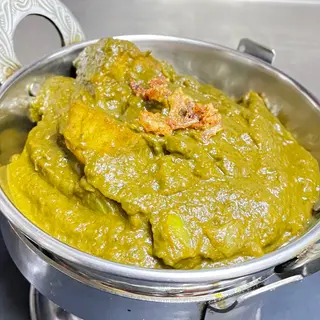 73. Pollo Tikka con Espinacas