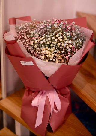 Bukiet kolorowej gipsówki «Sugar Air»