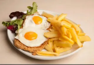 MILANESA A CABALLO TERNERA