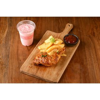 Citrus 1/4 Chicken With Chips and Boba/Milkshake