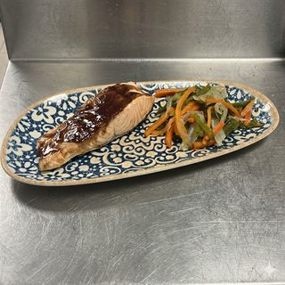 Lomo De Salmón Teriyaki