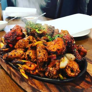 Tandoori mixed grill platter 