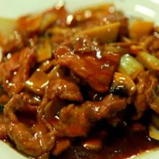 Ternera Con Salsa De Ostras