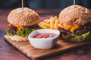 Tommy And Grace - Dupli Burger